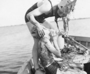 1946 1e slachtoffer van Nep tunus inwijdingsritueel 021 567x600