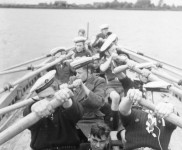 1946 de sloep001 577x600
