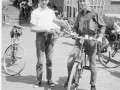 1965 onderweg fietsenrally 4932 380x600