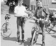 1965 onderweg fietsenrally 4932 380x600