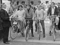 1964 28 vertrek fietsenrally 4964 600x402