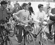 1964 46 vertrek fietsenrally 4986 600x370