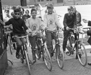 1964 51 vertrek fietsenrally 4982 600x367
