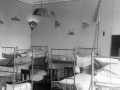 1946 Kasteel Neubourg slaapkamer van  factio flava  320x320