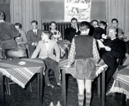 1954 hbs 2d klassenavond 1387 800x496