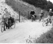 1958 07 onderweg fietsenrally 6106 600x437