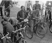 1969 vertrek fietsenrally 4890 600x390