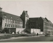 1945 Huize Katwijk met ommuurde bunker